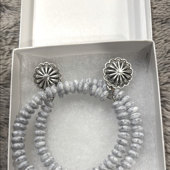 Western Style Silver and White Beaded Hoop Earrings - Picture 2 of 4